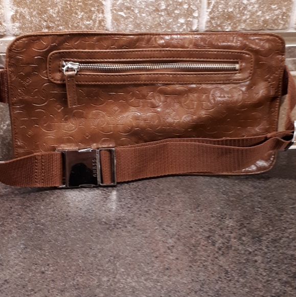 Guess Brand Tan Hip Bag - Picture 6 of 11